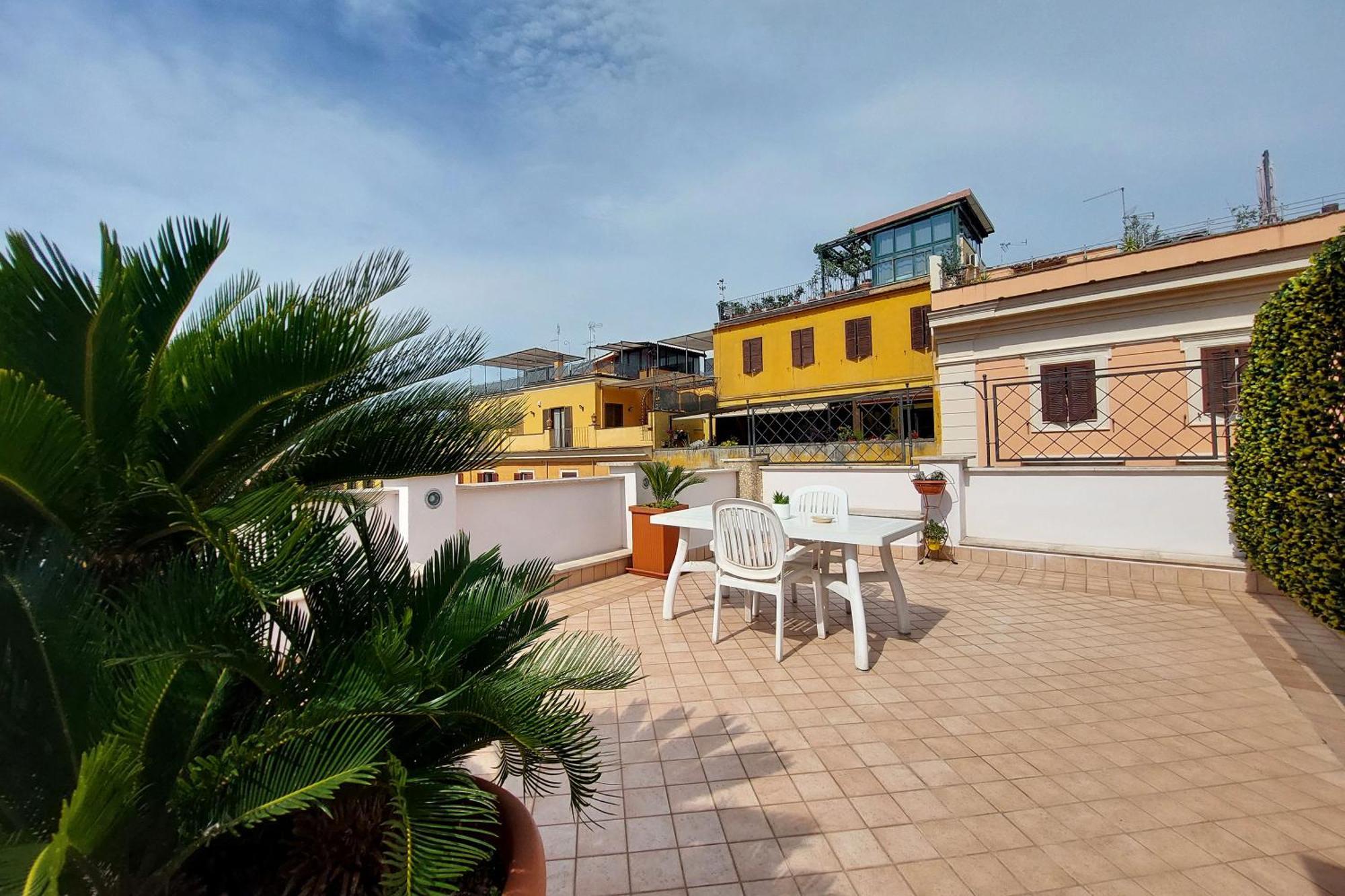 Magic Trastevere On Roof Terrace Roma
